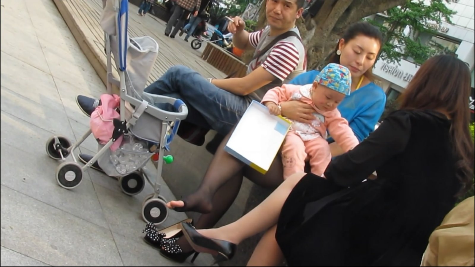 streetsnapshoep[00 00 38][20181209 213032 3]